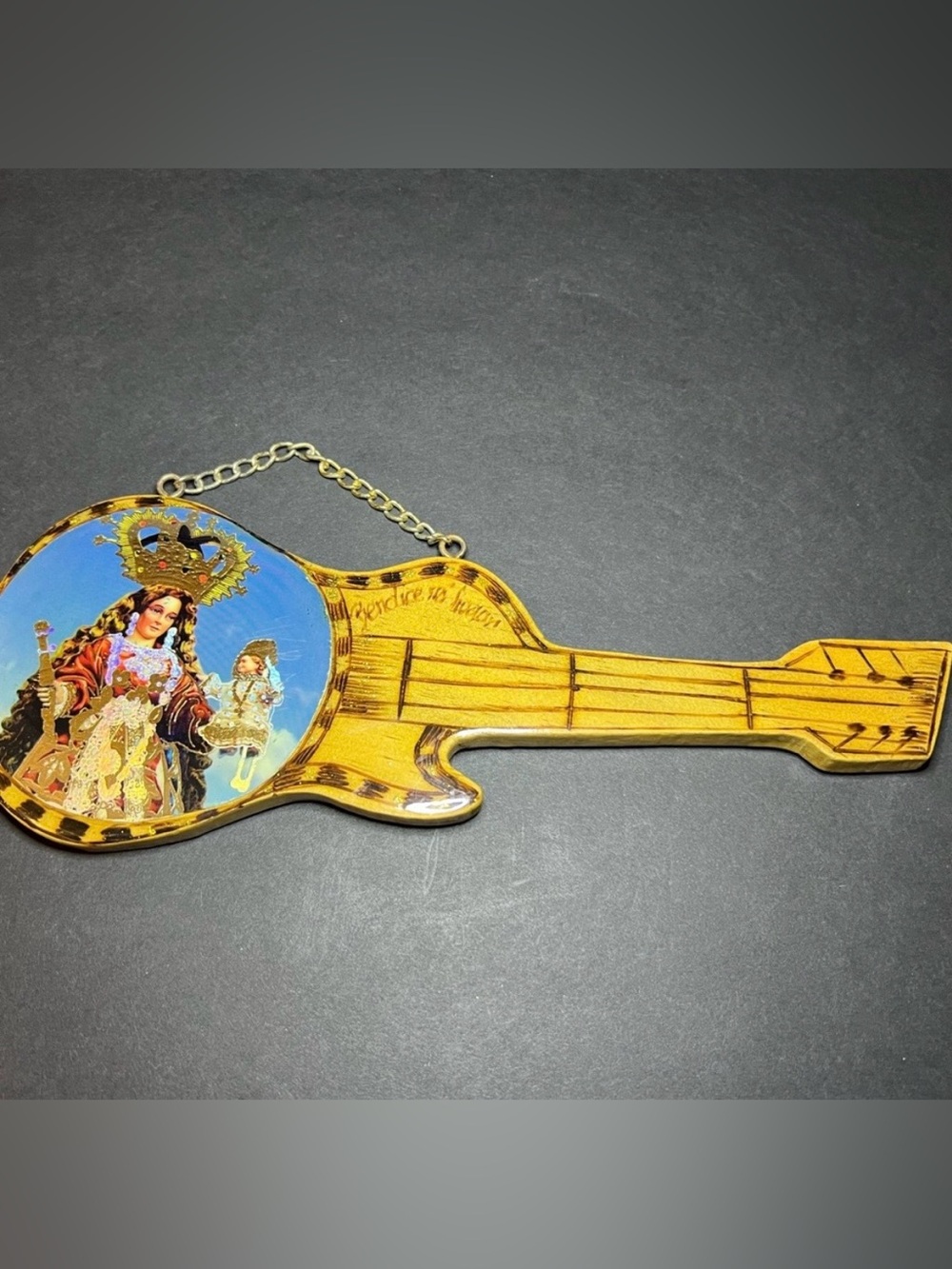 Vintage Handmade Virgen de El Cisne Bendice Sus Hogar Wooden Guitar Wall Hanger